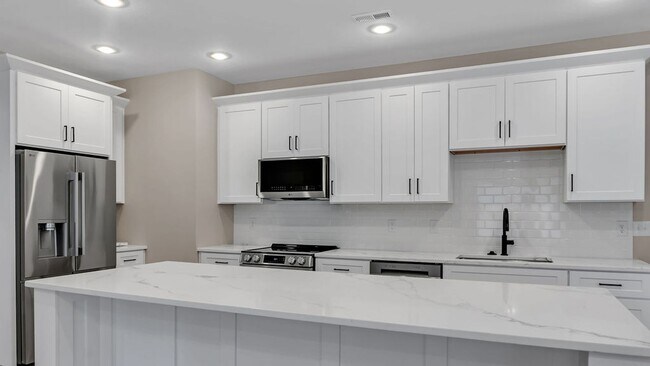 Foto del edificio - 310 N Jefferson St