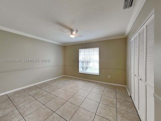 Foto del edificio - 2293 Stonegate Dr