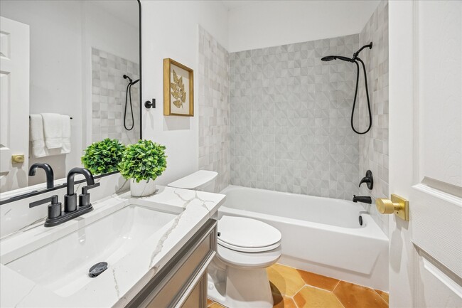 Building Photo - 2607 Link Rd