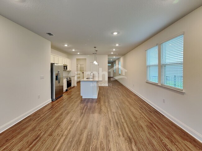 Building Photo - 179 Onate Cir