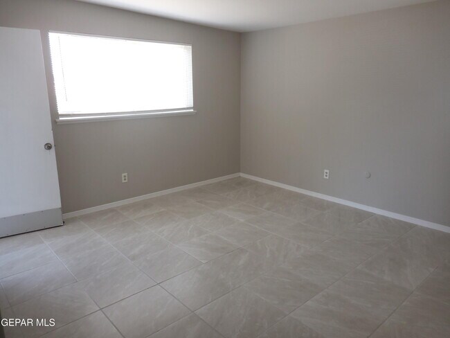 Foto del edificio - 3608 Sheppard Ave