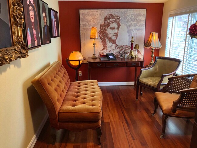 Foto del edificio - 4030 Beach Dr SW