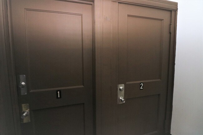 Foto del edificio - 744 S Kostner Ave