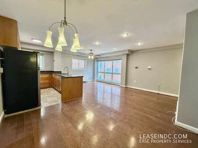 Building Photo - 5315 Connecticut Ave NW