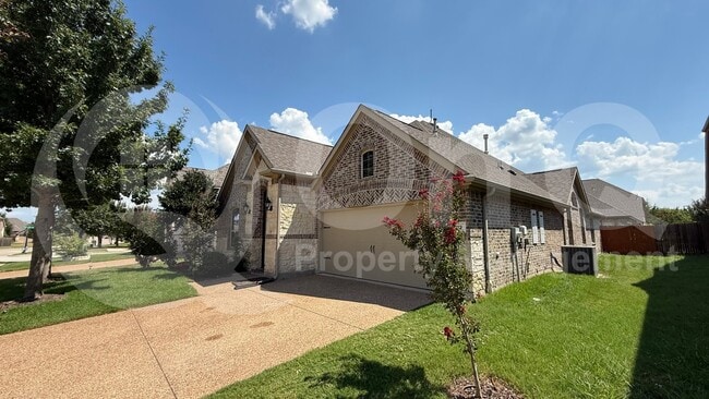Photo - 4112 Overton Dr House
