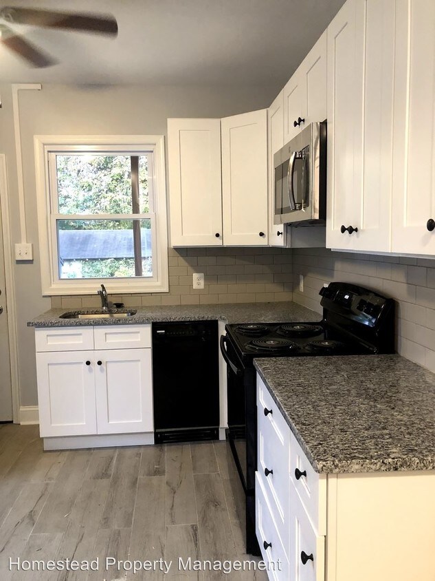 Primary Photo - 710 Clifton Ave