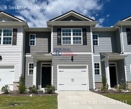 Building Photo - 6 Sweetspire Dr