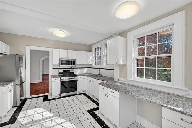 Foto del edificio - 444 Burlington Rd NE