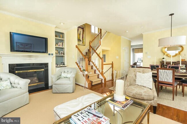 Building Photo - 111 Hearth Ct