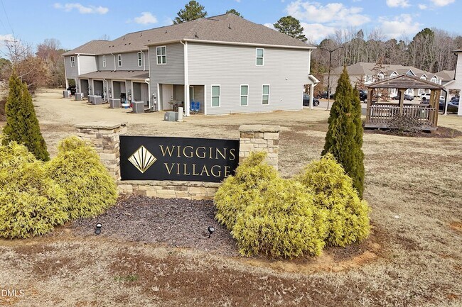 Foto del edificio - 1021 Peony Ln