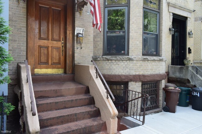 Building Photo - 634 Bay Ridge Pky