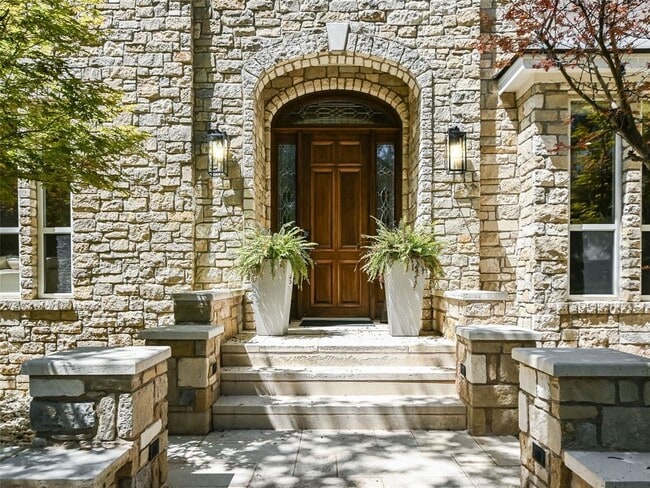 Foto del edificio - 3104 Lating Stream Ln