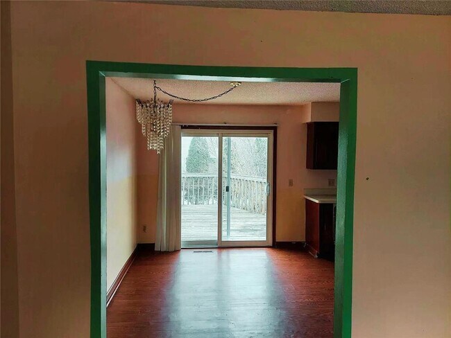 Foto del edificio - 94 108th Ave NW