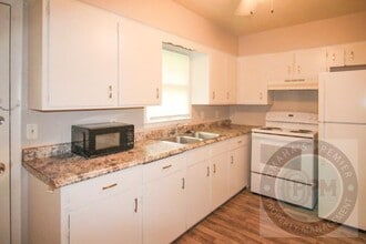 Building Photo - 3537 N 37th St