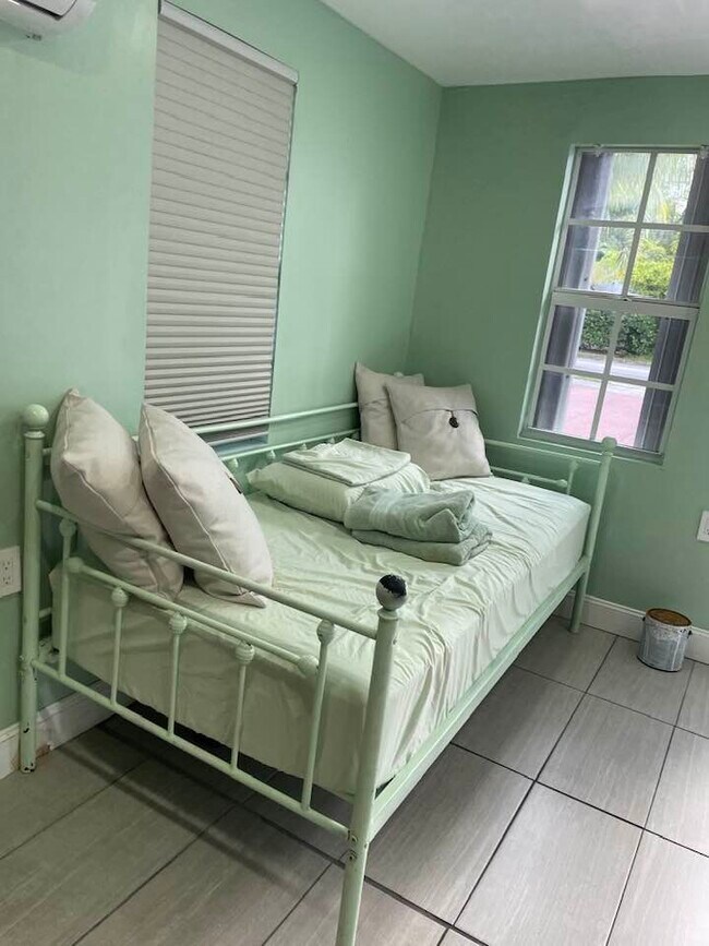 Foto del edificio - 316 S 24th Ave