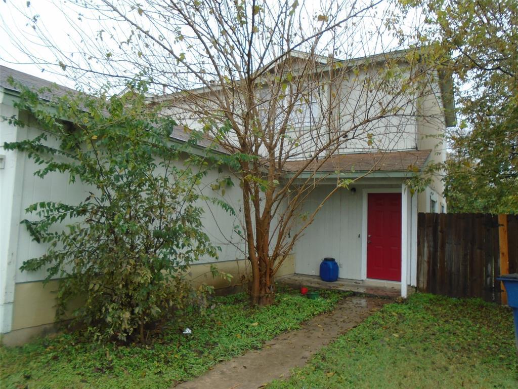 Foto principal - 6904 Deep Cir