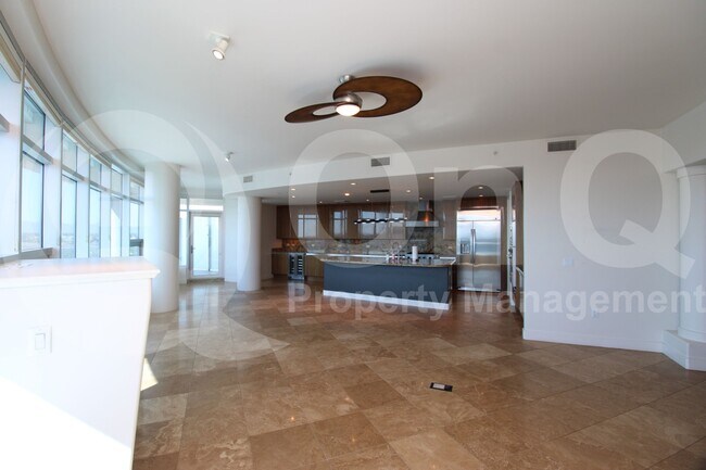 Building Photo - 140 E Rio Salado Pkwy