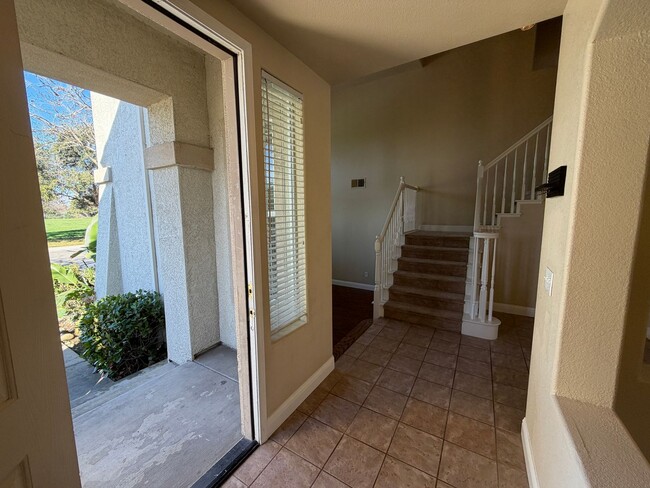 Building Photo - Large Home on Corner Lot