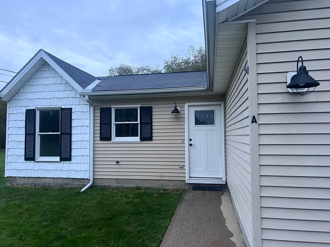 Primary Photo - 5603 Pierce Rd NW