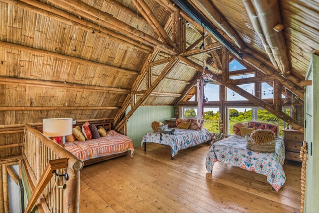 Building Photo - 75-5944-5944 Kakalina St