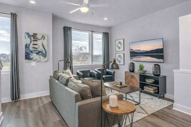 Foto del edificio - 2131 24th Ave N