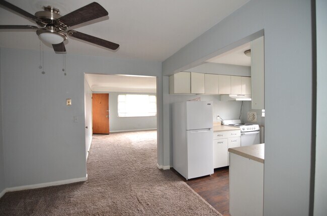 Foto del edificio - 5846 Robison Rd