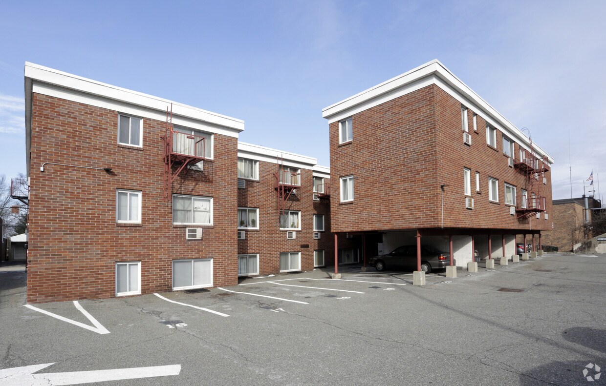 40 Roseland Avenue Apartments in Caldwell, NJ