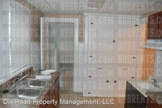 Building Photo - 2 br, 1 bath House - 155 Marathon Avenue