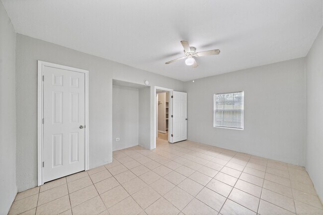 Foto del edificio - 818 3rd Ave N