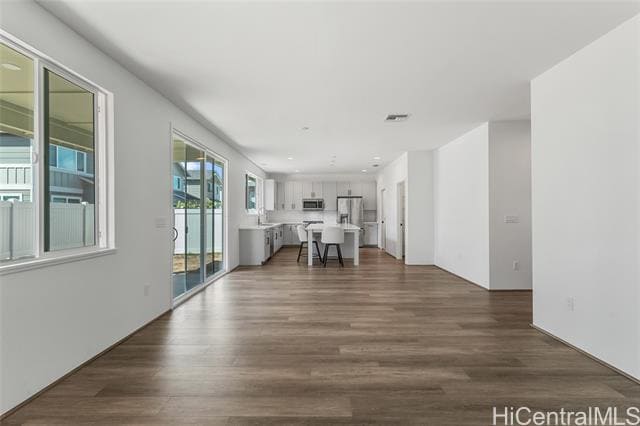 Building Photo - 91-1975-1975 Makahehi Lp