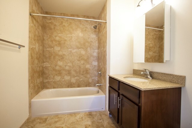 Foto del edificio - 190 Culver Ave