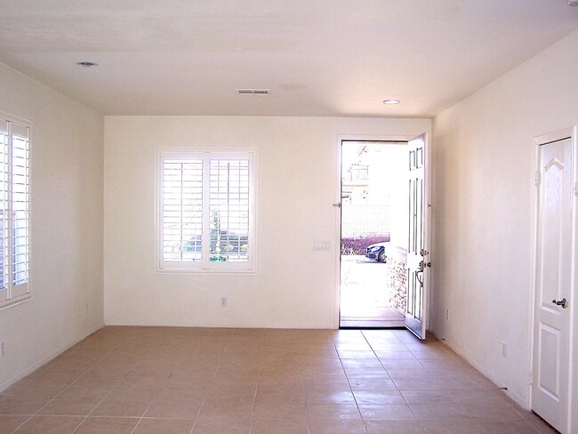 Foto del edificio - 37815 Banyan Pl