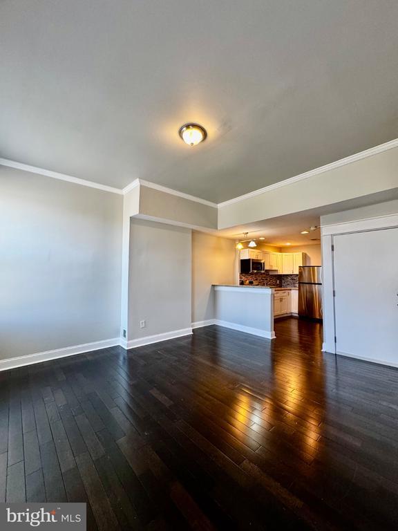 Foto del edificio - 139 E North Ave