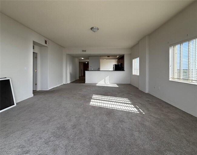 Foto del edificio - 6336 Buford St