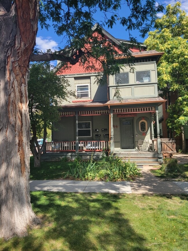 Building Photo - 94 N Sherman St