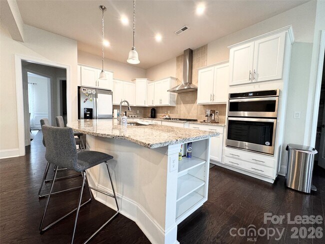 Foto del edificio - 10112 Pinecroft Creek Ln