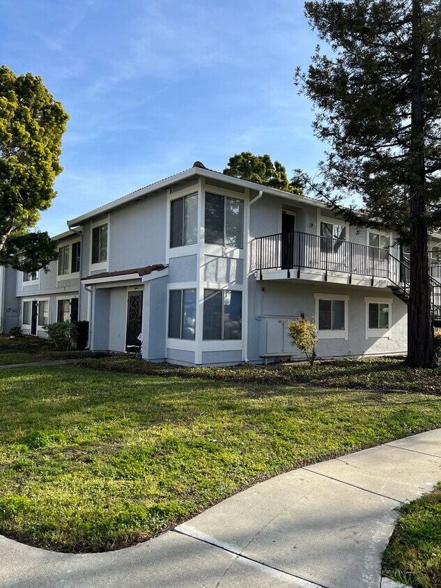 5042 Bridgepointe Pl, Union City, CA 94587 Townhome Rentals in Union