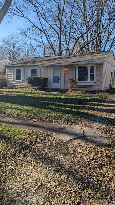 Primary Photo - Sublease Available Beginning January!