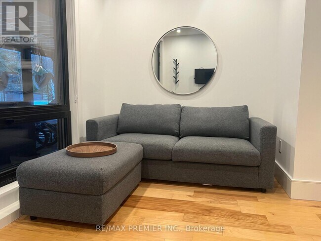 Building Photo - 7 Glen Eden Crescent