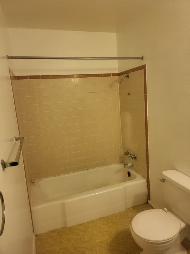 Building Photo - Katie Constitution triplex