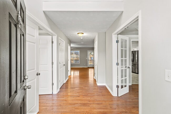 Foto del edificio - 132 Cedar Ln