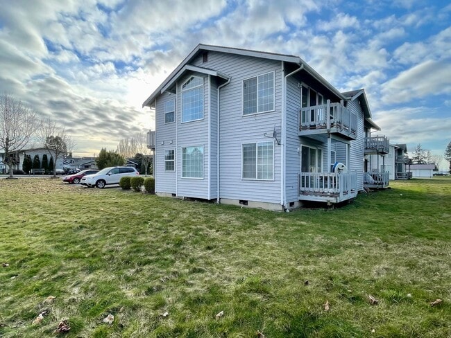 Building Photo - Groundfloor 2 Bed, 1 Bath Unit in Blaine