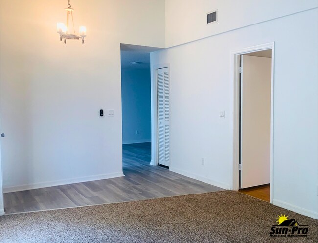 Foto del edificio - 1019 Fox Trace Ct