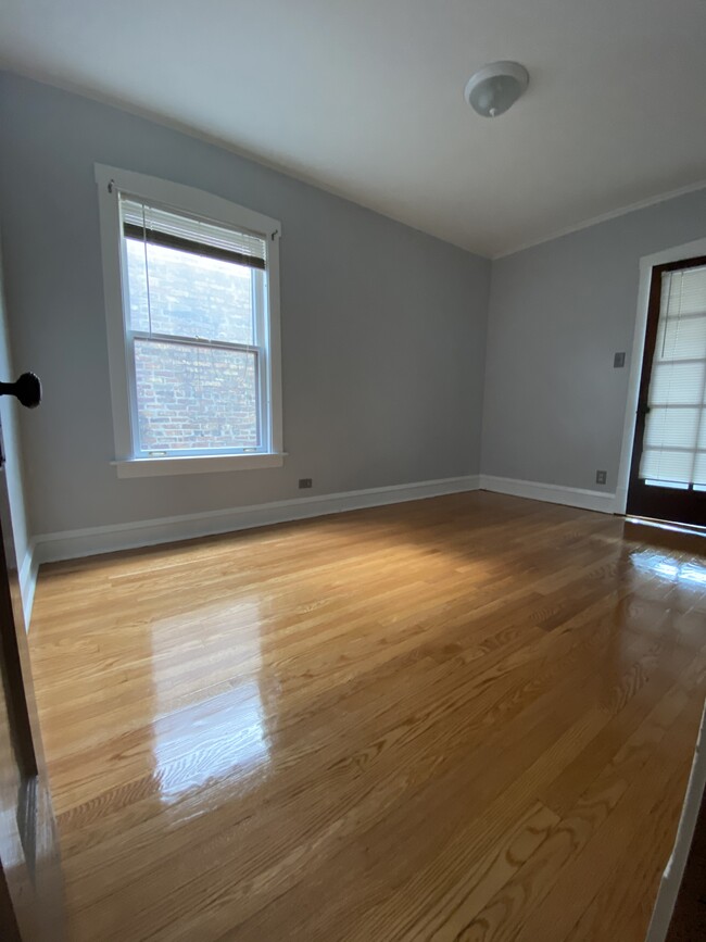 Master Bedroom - 5042 N Parkside Ave