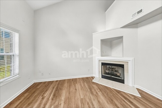 Foto del edificio - 10510 Glory Meadow Ct
