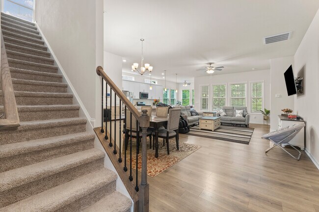Foto del edificio - 1204 Nichols Creek Rd