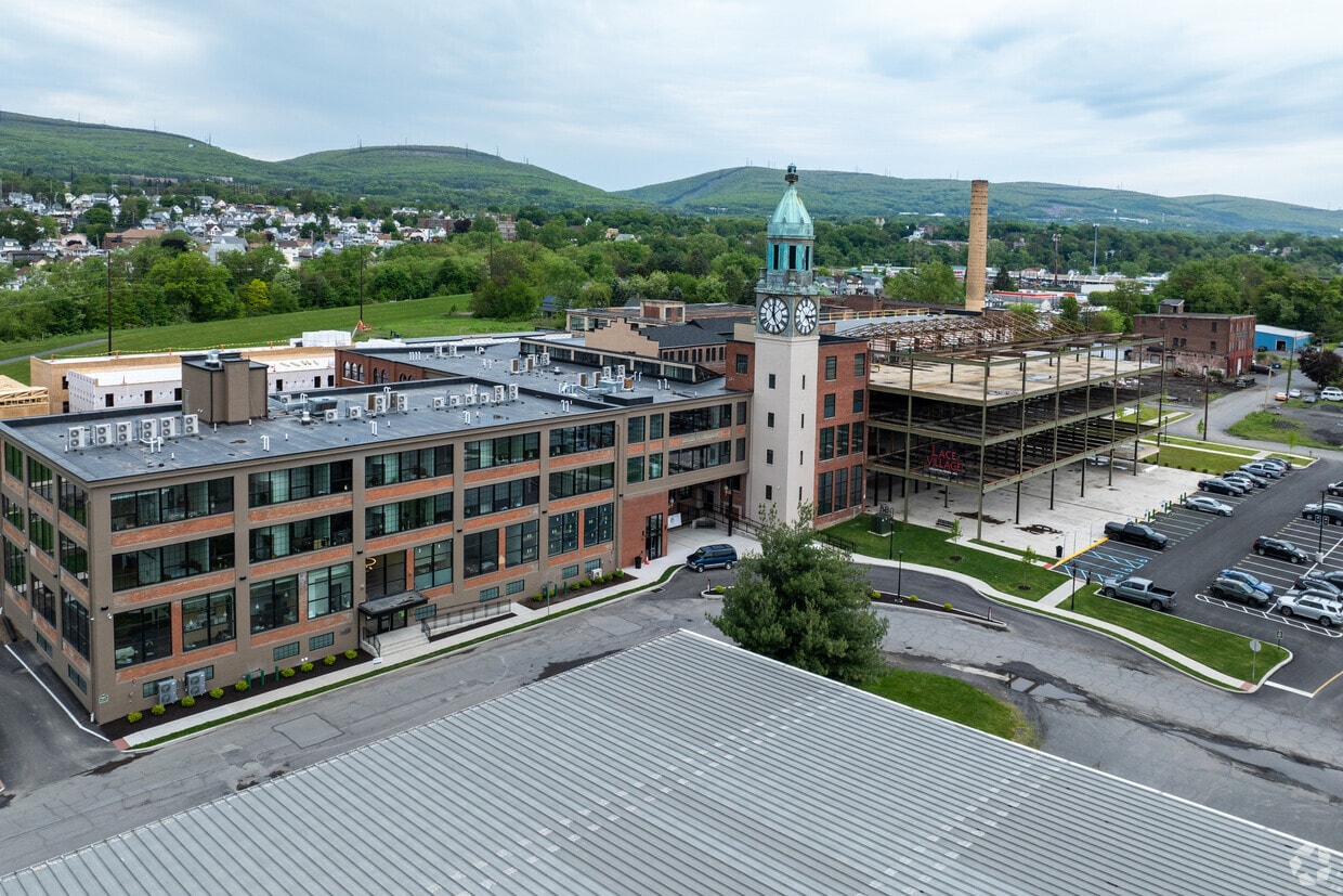 Primary Photo - Lace Village