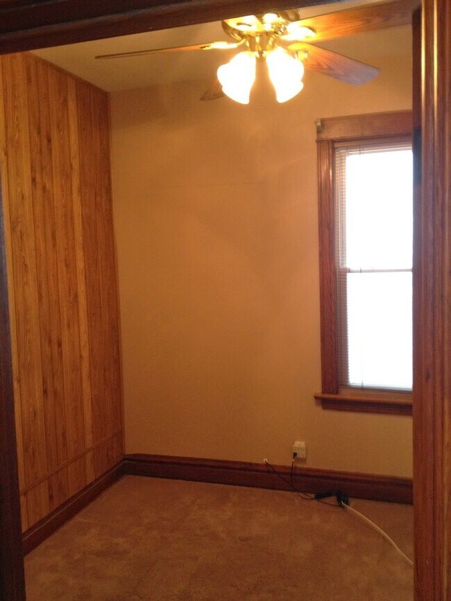 Building Photo - 3078 N Haussen Ct