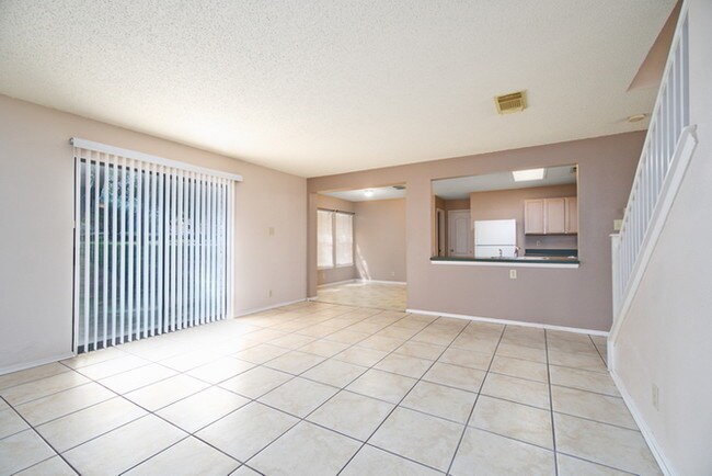 Building Photo - 10831 Winter Creek
