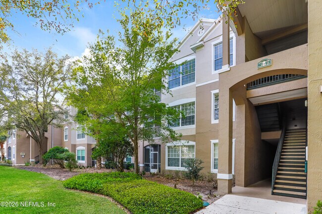 Foto del edificio - 10550 Baymeadows Rd